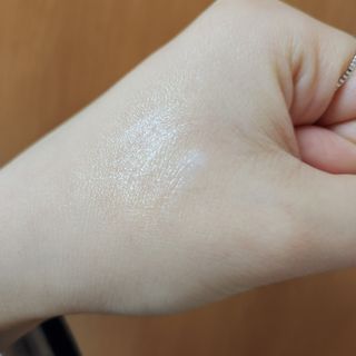 러브모아 향수 고체향수 승무원 고체향수 바르는 향수 니치향수 도손 우드세이지 앤 씨솔트 — 5점을 준 리뷰어가 2022년 10월 올린 사용 사진