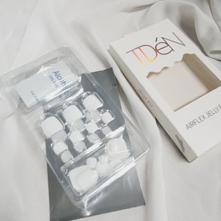 틸디앤 에어플렉스 젤리핏 페디팁 — 5점을 준 리뷰어가 2021년 7월 올린 사용 사진