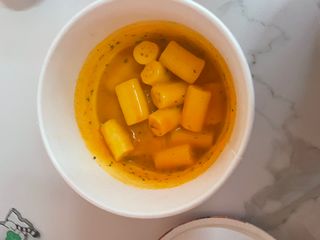 나우  [요리궁리] B타입 ( 매콤, 치즈, 매콤까르보 ) 꽃떡볶이 6개입 세트 — 5점을 준 리뷰어가 2025년 3월 올린 사용 사진