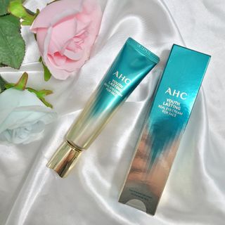 [NEW 탄력유턴 아이크림] AHC 유스 래스팅 리얼 아이크림 포 페이스 — 5점을 준 리뷰어가 2021년 2월 올린 사용 사진