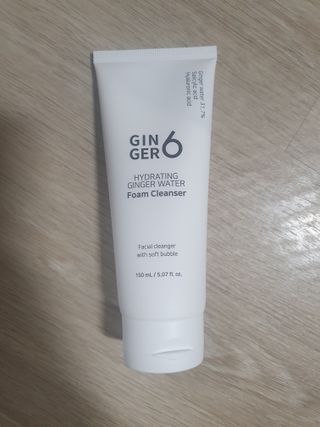 GINGER6 하이드레이팅 진저 워터 폼클렌징 — 3.5점을 준 리뷰어가 2021년 10월 올린 사용 사진