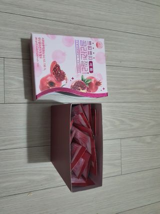 헬스업_쁘띠쁘띠석류콜라겐젤리_20g x 14포 — 5점을 준 리뷰어가 2021년 2월 올린 사용 사진