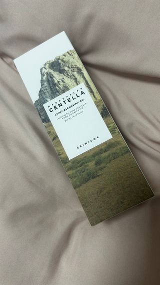 스킨1004 [SKIN1004] 마다가스카르 센텔라 라이트 클렌징 오일 200ml — 5점을 준 리뷰어가 2024년 7월 올린 사용 사진