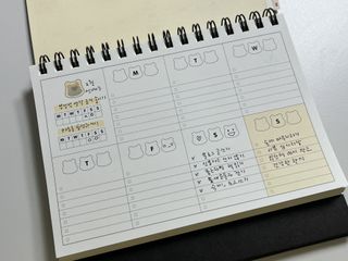 리훈 곰부 세우는 체크리스트 위클리 탁상 플래너 주간 일주일 계획표 — 5점을 준 리뷰어가 2023년 2월 올린 사용 사진