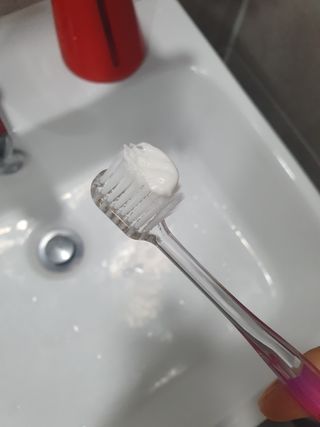 에브리모먼트 에브리 모먼트 칫솔 Every moment toothbrush — 5점을 준 리뷰어가 2022년 3월 올린 사용 사진