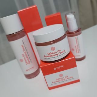 아이앤립 / EYENLIP 아이앤립 연어오일 리바이탈라이징 토너+앰플+크림 3종 세트 — 5점을 준 리뷰어가 2021년 5월 올린 사용 사진