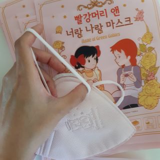 [숨그림] 2D 새부리형, 짱구, 무직타이거, 빨강머리앤 우리아이 그리고 내가 쓰는 믿을수있는 케릭터 마스크 — 5점을 준 리뷰어가 2021년 9월 올린 사용 사진