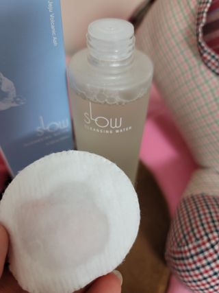 슬로우 스킨스 슬로우 화산송이 클렌징 워터 — 5점을 준 리뷰어가 2021년 6월 올린 사용 사진