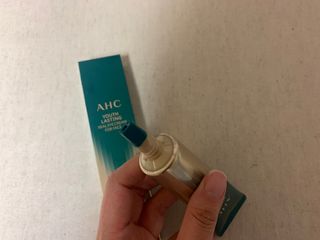 [NEW 탄력유턴 아이크림] AHC 유스 래스팅 리얼 아이크림 포 페이스 — 4점을 준 리뷰어가 2021년 4월 올린 사용 사진