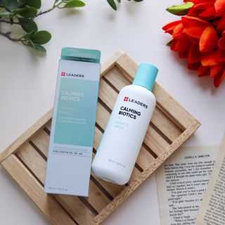 리더스코스메틱 리더스 카밍 바이오틱스 에센스 워터 — 5점을 준 리뷰어가 2022년 5월 올린 사용 사진