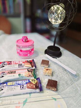 이지프로틴바 3종x각 2ea (고단백질바, 멀티단백질바, 식물성단백질바) — 5점을 준 리뷰어가 2024년 2월 올린 사용 사진