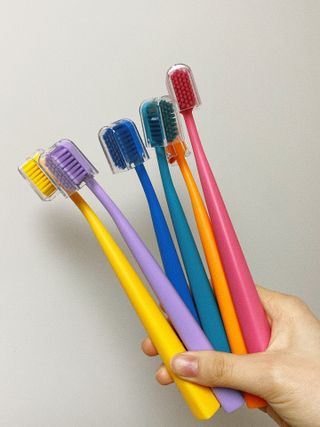 프로그 윌로우 칫솔 6245 울트라소프트 — 5점을 준 리뷰어가 2022년 5월 올린 사용 사진