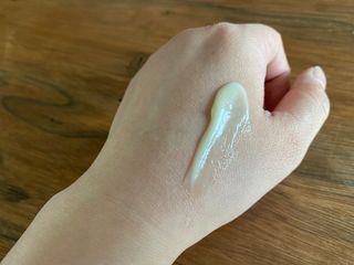 AYU25[아유트웬티파이브]다마스크로즈워터 베이스 천연 수분 촉촉 크림 — 4.5점을 준 리뷰어가 2021년 4월 올린 사용 사진