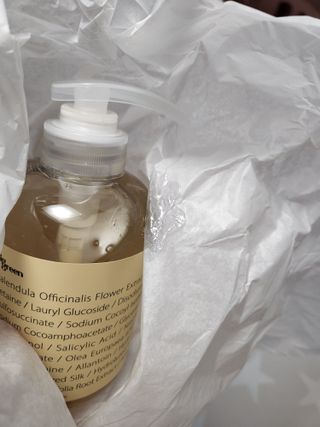 빅그린 안티 헤어로스 탈모 카렌듈라 바이옴 샴푸 500ml (지성두피용) — 4점을 준 리뷰어가 2022년 8월 올린 사용 사진