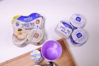 매일바이오 그릭요거트 오리지널 플레인 4개, 로스터리 커피믹스 4개 — 5점을 준 리뷰어가 2021년 12월 올린 사용 사진
