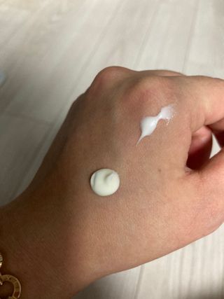 mom e 맘이 내추럴 베이비 케어 샴푸앤바스+로션 — 5점을 준 리뷰어가 2021년 1월 올린 사용 사진
