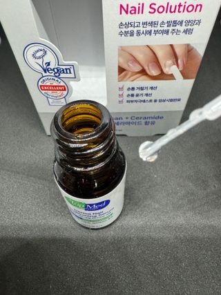 톱메드 free 더마 네일 컨디셔닝 세럼 — 5점을 준 리뷰어가 2023년 11월 올린 사용 사진