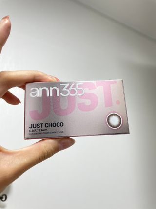 앤365 [ANN365LENS] 저스트 블랙, 초코 2종 중 택일 — 4점을 준 리뷰어가 2021년 11월 올린 사용 사진