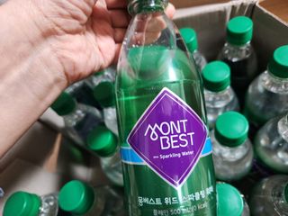몽베스트 Montbest with Sparkling water Plain 20병 — 5점을 준 리뷰어가 2022년 12월 올린 사용 사진