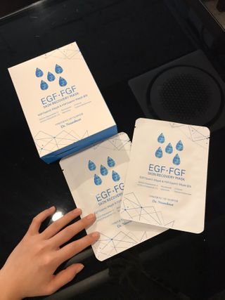 Dr.느루벗 느루벗 EGF FGF 스킨 리커버리 마스크 10장 — 4.5점을 준 리뷰어가 2021년 3월 올린 사용 사진
