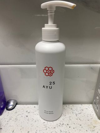 AYU25[아유트웬티파이브]피부 진정, 보습 와일즈 로즈 핸드워시 — 5점을 준 리뷰어가 2021년 3월 올린 사용 사진