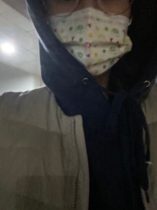 [숨그림]  덴탈마스크 짱구 우리아이 그리고 내가 쓰는 믿을수있는 케릭터 마스크  16종 — 5점을 준 리뷰어가 2021년 10월 올린 사용 사진