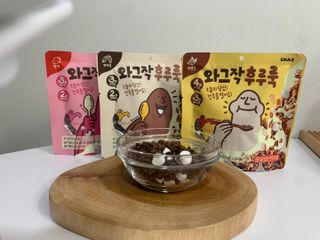 스낵스 와그작후루룩 3종_카카오2봉+아몬드2봉+딸기2봉 (총 6봉) — 5점을 준 리뷰어가 2024년 2월 올린 사용 사진