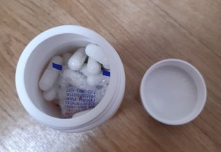 프리마인 성큼다가온 봄, 이너뷰티를 챙겨야 피부도 화사하게, 컨디션도 활기차게. 흡수율을 높인 고효율 비타민. — 5점을 준 리뷰어가 2023년 3월 올린 사용 사진