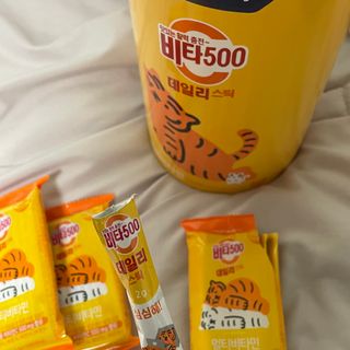 광동생활건강 프리 [광동] VB와 VC를 함유한 멀티 비타민 비타 500 데일리 스틱 180포 — 5점을 준 리뷰어가 2022년 6월 올린 사용 사진