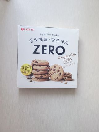 ZERO (초콜릿 칩 쿠키, 카카오 케이크, 후르츠 젤리, 아이스 콜라, 아이스 초코바) — 5점을 준 리뷰어가 2022년 6월 올린 사용 사진