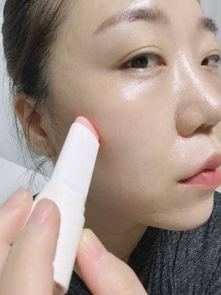 트윙클라 안티링클 샤이닝 멀티밤 — 5점을 준 리뷰어가 2022년 6월 올린 사용 사진