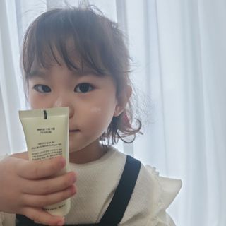 젠바이오 코스메틱스 젠바이오수딩크림]   가려운 피부 & 아토피 원픽 크림 — 5점을 준 리뷰어가 2022년 10월 올린 사용 사진