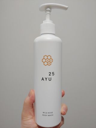 AYU25[아유트웬티파이브]피부 진정, 보습 와일즈 로즈 바디워시 — 5점을 준 리뷰어가 2021년 4월 올린 사용 사진