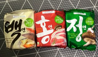 [풀무원] 자연은맛있다 정면, 백면, 홍면  세트 — 5점을 준 리뷰어가 2021년 4월 올린 사용 사진