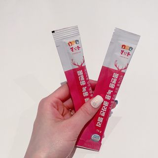 [몸엔용] 녹용 담은 탱탱 콜라겐 녹용 콜라겐 젤리 15g x 20포 — 3.5점을 준 리뷰어가 2022년 4월 올린 사용 사진