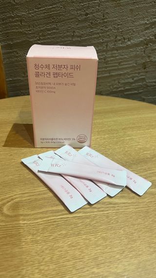 방방곳곳 청수체 콜라겐 — 5점을 준 리뷰어가 2022년 3월 올린 사용 사진
