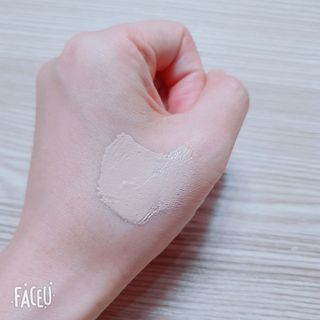 아이앤립 / EYENLIP 아이앤립 루센트 비비크림 2 Color — 2점을 준 리뷰어가 2021년 5월 올린 사용 사진