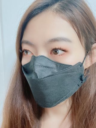 에버그린 순면 끈조절 KF80 마스크 - 화이트/블랙 컬러 대형 - 10매 — 5점을 준 리뷰어가 2021년 7월 올린 사용 사진