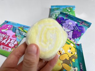 스낵스 포켓솜사탕 4가지맛 🍓딸기🍈멜론🍌바나나🍇포도 (총 20봉) — 5점을 준 리뷰어가 2024년 2월 올린 사용 사진