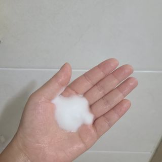 헤어플러스 콴디 아침세안제 폼클렌징 퓨어 어니스티 모닝클렌저 — 5점을 준 리뷰어가 2021년 7월 올린 사용 사진