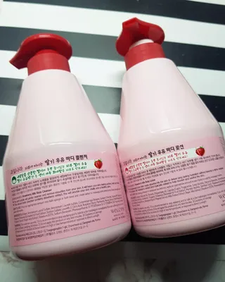 [과일나라] 피부가 마시는 딸기우유 바디클렌저&바디로션 — 3점을 준 리뷰어가 2022년 2월 올린 사용 사진
