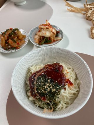 [한면원] 비빔국수 2인분 — 5점을 준 리뷰어가 2022년 8월 올린 사용 사진