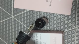라라로즈데이 시즌2 천연 아로마오일 Y존 케어 속옷향수 이너퍼퓸 5ml  여성의 자존감을 UP시키자 — 5점을 준 리뷰어가 2021년 10월 올린 사용 사진