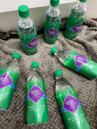 몽베스트 Montbest with Sparkling water Plain 20병 — 5점을 준 리뷰어가 2021년 10월 올린 사용 사진