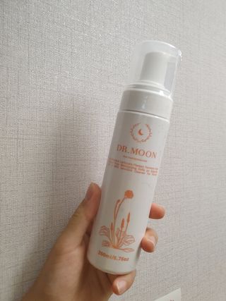 MF프리 [닥터문] 유산균 락토케어 질경초 여성청결제 200ml (폼타입) — 5점을 준 리뷰어가 2022년 7월 올린 사용 사진