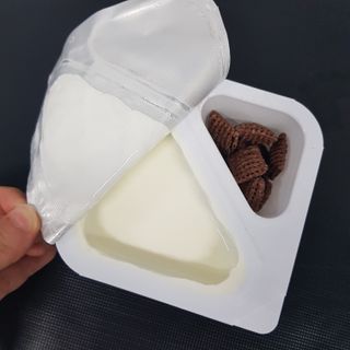 매일바이오 토핑요거트 — 5점을 준 리뷰어가 2021년 5월 올린 사용 사진