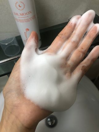 MF프리 [닥터문] 유산균 락토케어 질경초 여성청결제 200ml (폼타입) — 5점을 준 리뷰어가 2022년 6월 올린 사용 사진
