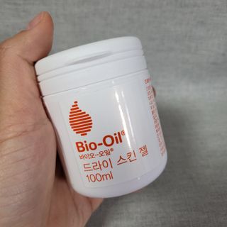 바이오오일 [바이오-오일] 드라이 스킨 젤 100ml — 4.5점을 준 리뷰어가 2021년 12월 올린 사용 사진