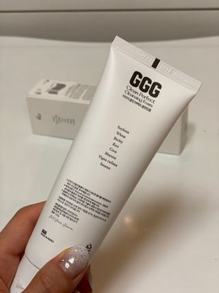 지지지 클린 퍼펙트 클렌징폼 120g — 5점을 준 리뷰어가 2022년 3월 올린 사용 사진