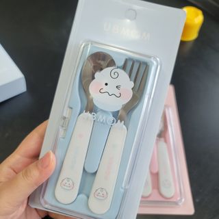 유비맘 스푼포크 케이스 세트 1+1 _컬러랜덤 발송 — 5점을 준 리뷰어가 2021년 1월 올린 사용 사진